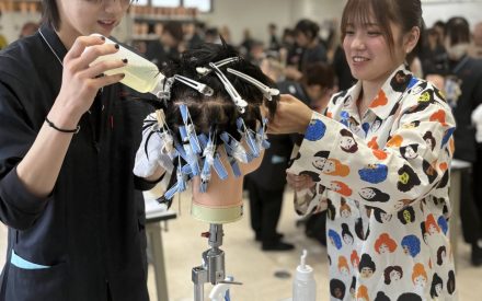 卒業生来校✨