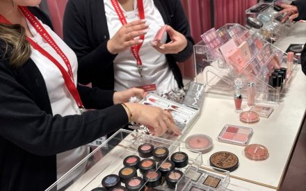 ♫オープンキャンパス：レジンアクセサリー・メイク編♫